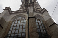 Duranet supplies construction safety nets to be used around the Cathedral of Our Lady in Antwerp